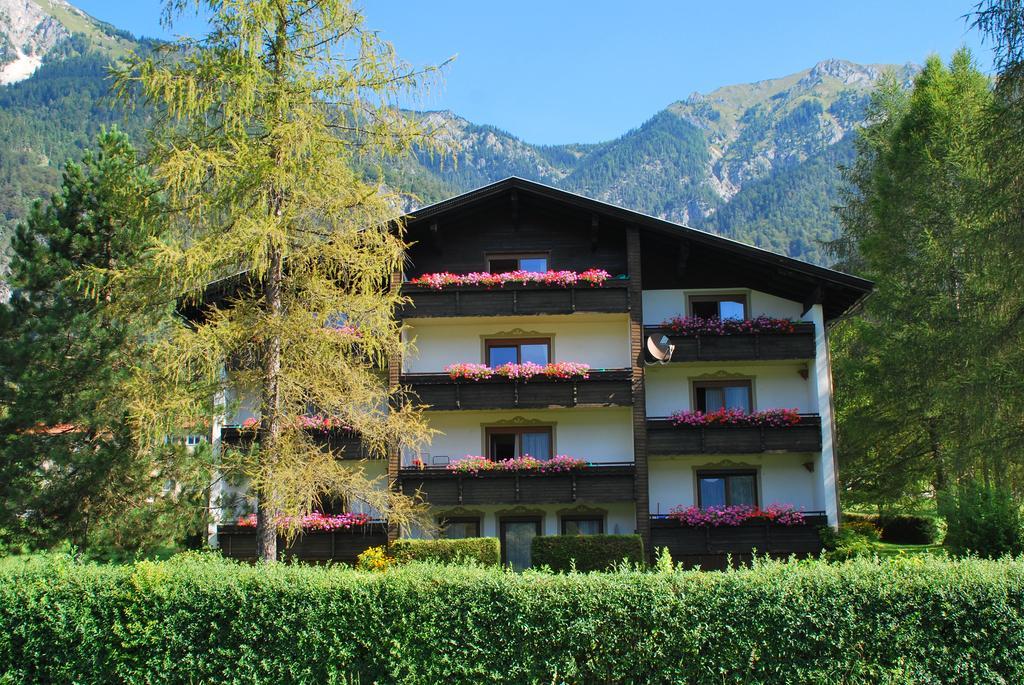 Haus Pock Apartments Presseggersee Esterno foto